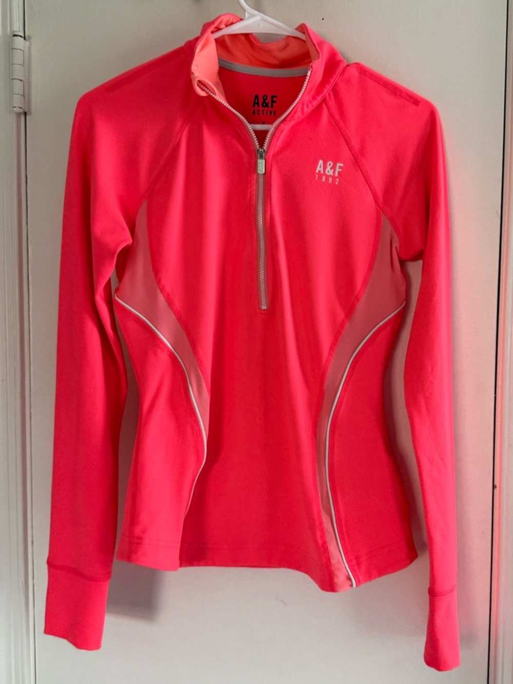 Abercrombie Neon Pink Half-Zip Pullover Women’s Size M